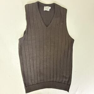 Delta Collection Uniform Sweater Vest Brown Ribbed V-Neck Acrylic Size M USA